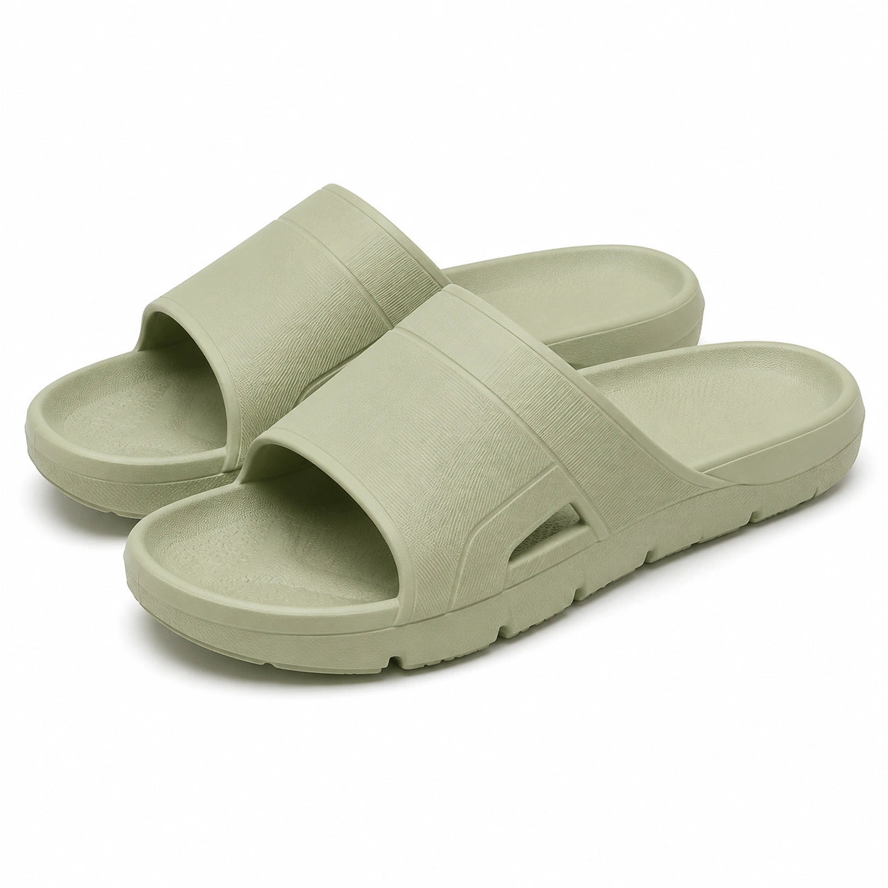 Badeschuhe 40/41 aus Kunststoffschaum Hellgrün - offene Pantoletten mit Profilsohle